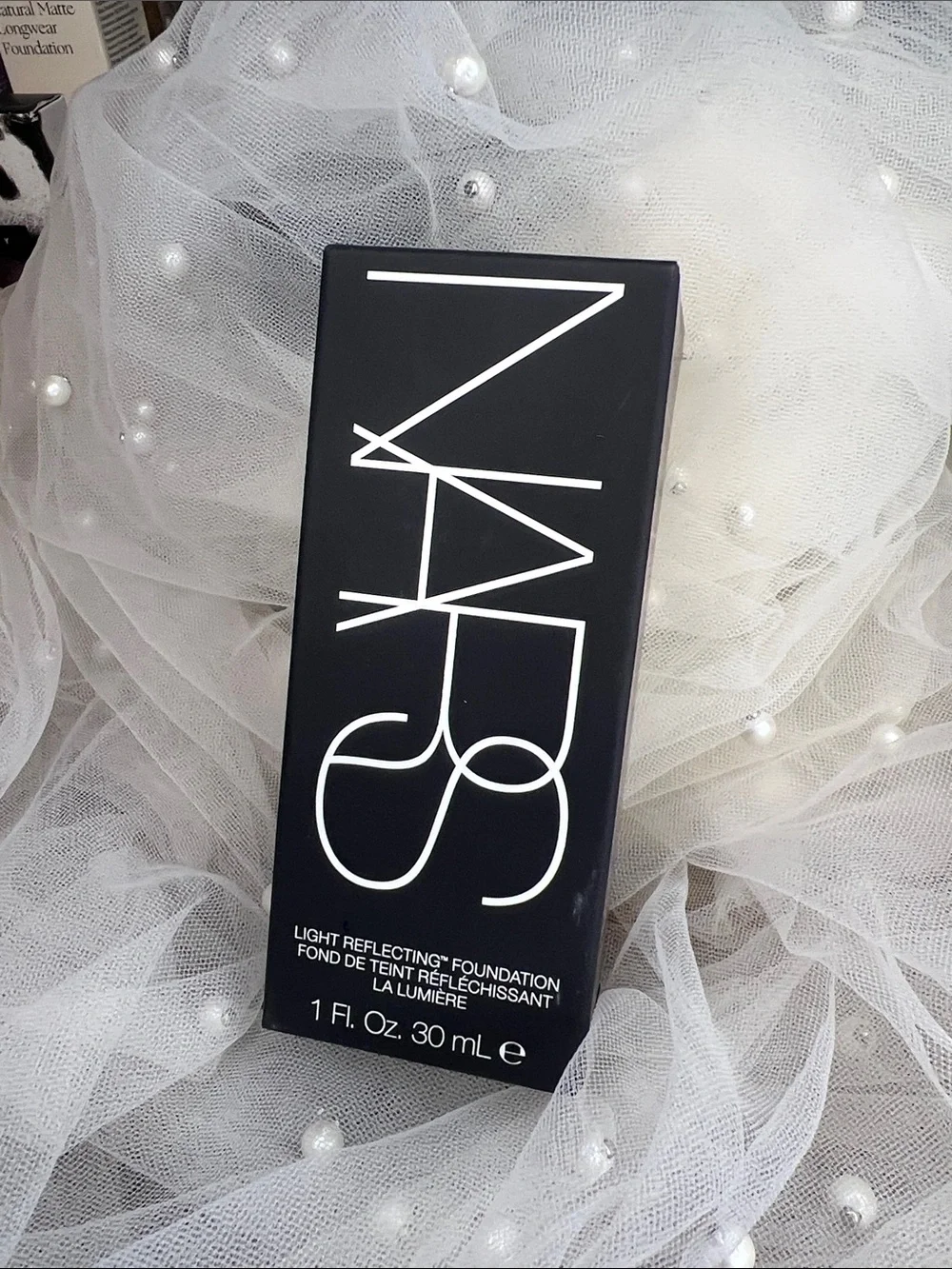 NARS Light Reflecting Foundation